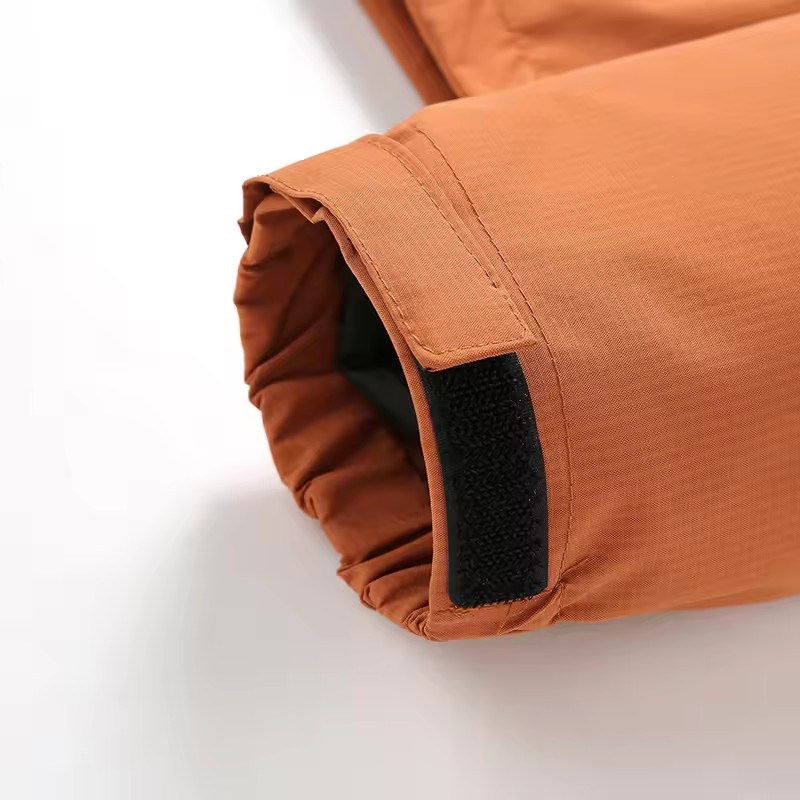 2026 CASKYTE Men Hiking Jacket - Outdoor Sport Waterproof Jacket 评论和价格